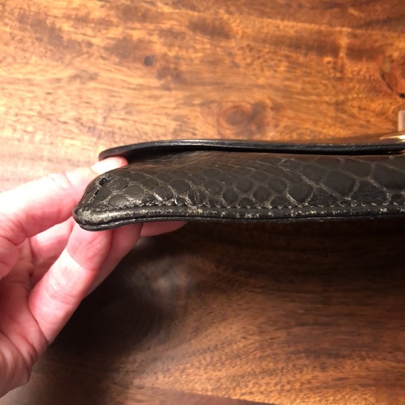 Hobo leather snakeskin clutch/wallet/cardholder - Picture 9 of 10
